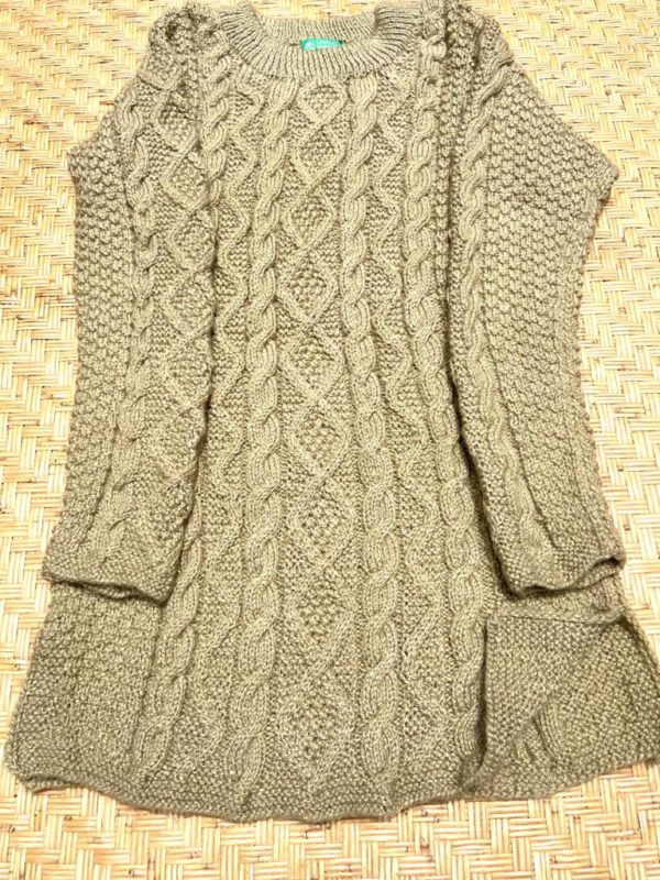 Hand knitted full sleeves long pullover with cable design (Code -UW88N120)