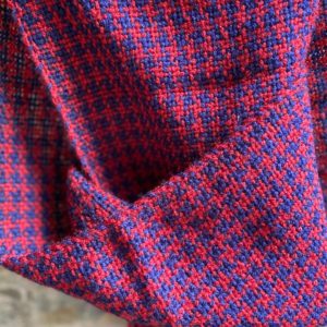 Hand woven muffler with houndstooth design for men (Code-UM204PC102F)