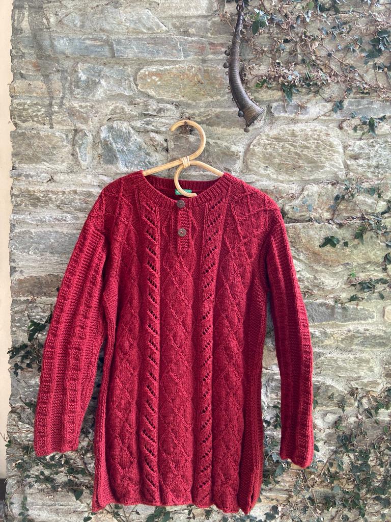 Pullover - Hand knitted full sleeves, round neck, with drop shoulders and  side vents (Code-UW90N069)