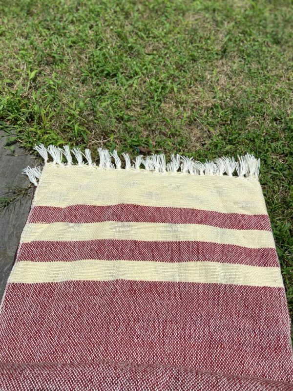 Handwoven two color floor mat (Code-UU246NC120)