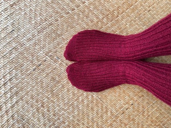 Hand Knitted Ribbed Socks (Code-UM241N029)