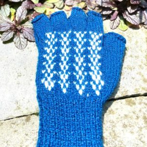 Hand knitted Mittens (Code -UW228N183F)